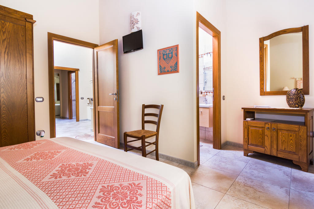 B&B Monte Prama Кабрас Номер фото